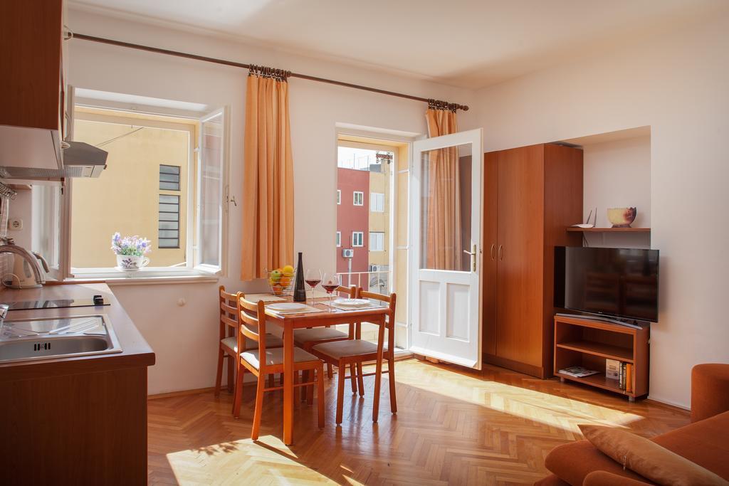 Apartments Potts Point Макарска Екстериор снимка
